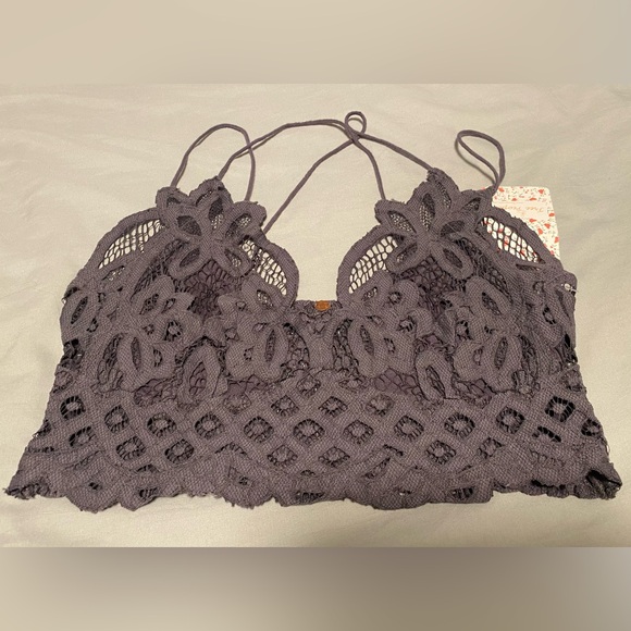 Free People beautiful Dark Grey Bralette Size M - Picture 1 of 4